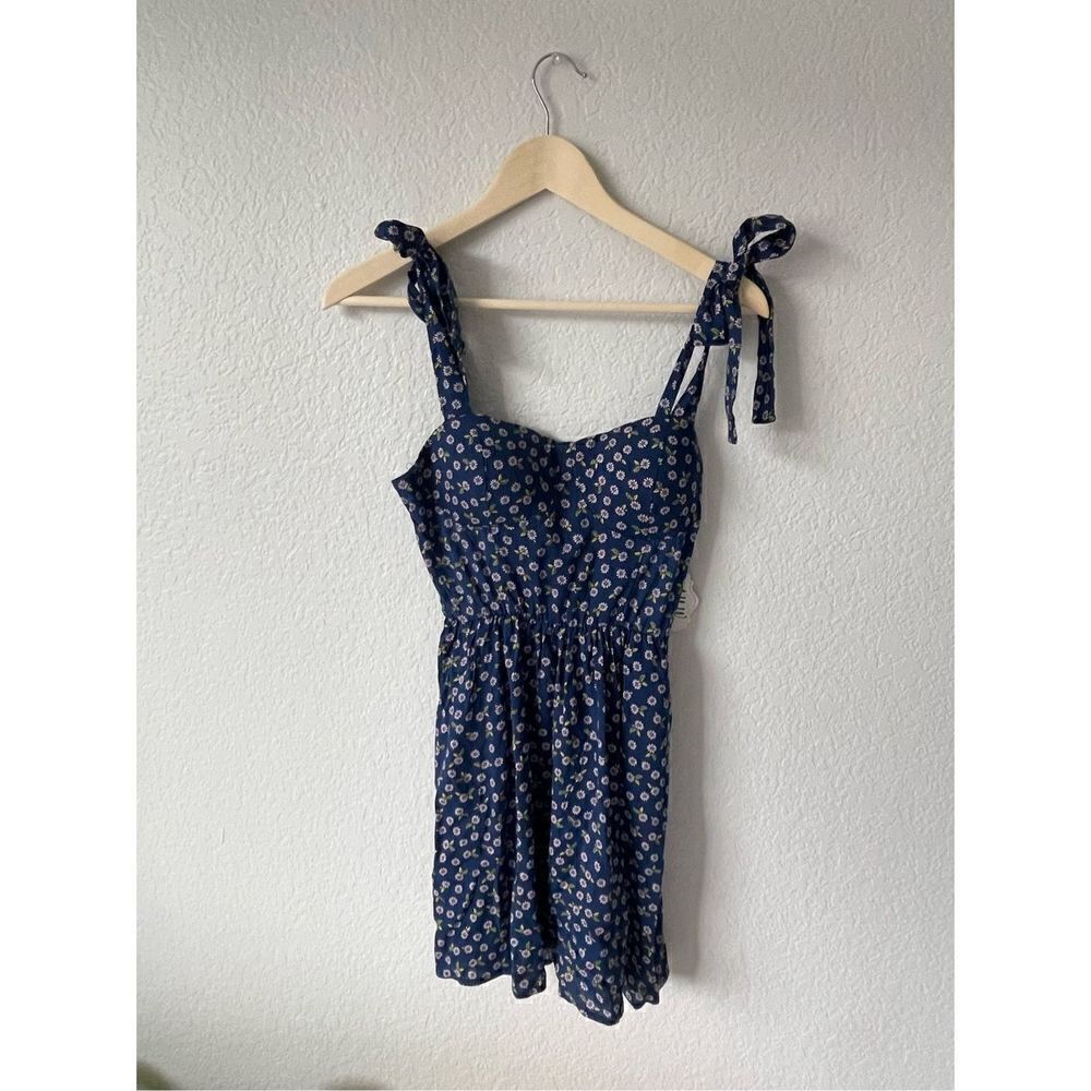 Woman’s size M blue dress